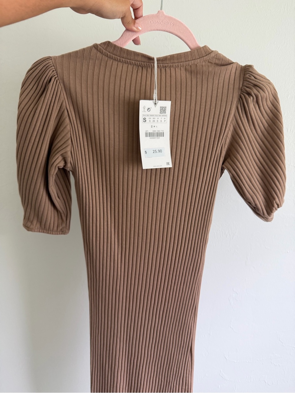 Zara Ribbed Midi Dress with Puff Sleeves in Brown